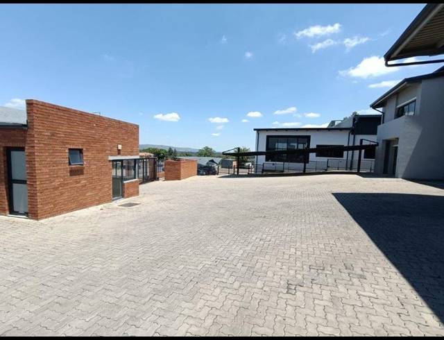 INDUSTRIAL PROPERTY TO RENT IN KIMBULT